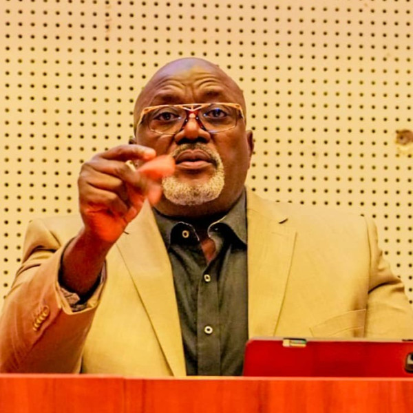 Hon . Adedeji Stanley Olajide